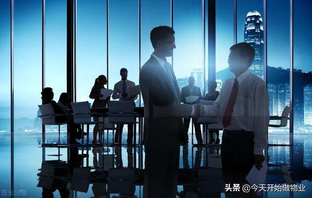開(kāi)一個(gè)小型保潔公司多少錢（開(kāi)保潔公司一年能掙多少錢）