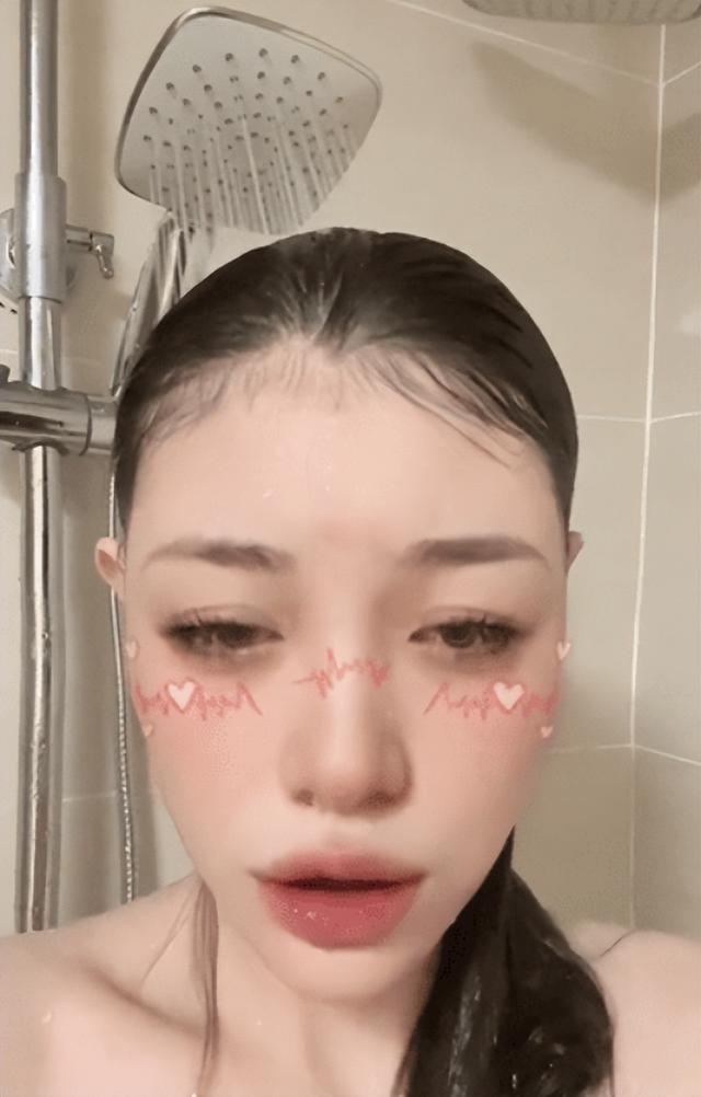 主播錄屏網(wǎng)址，抖音美女直播錄屏？