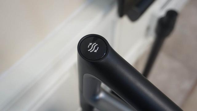 吸拖一體機(jī)哪個(gè)牌子好 知乎（吸拖一體機(jī)哪個(gè)牌子好 貼吧）
